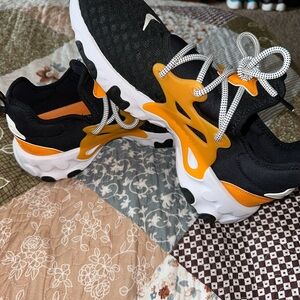 REACT PRESTO 'BACK TO SCHOOL Size 14